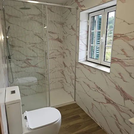 Destro Village Feriehus *