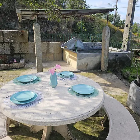 بيت للعطل Destro Village Lindoso