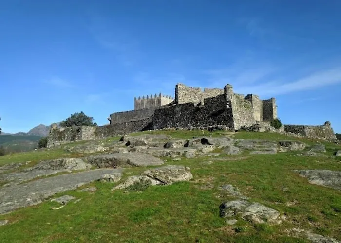 Destro Village Holiday home Lindoso